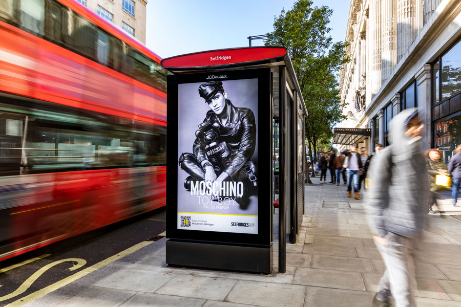 jcdecaux ooh display campaign advertising network of professional photographers corporate photography