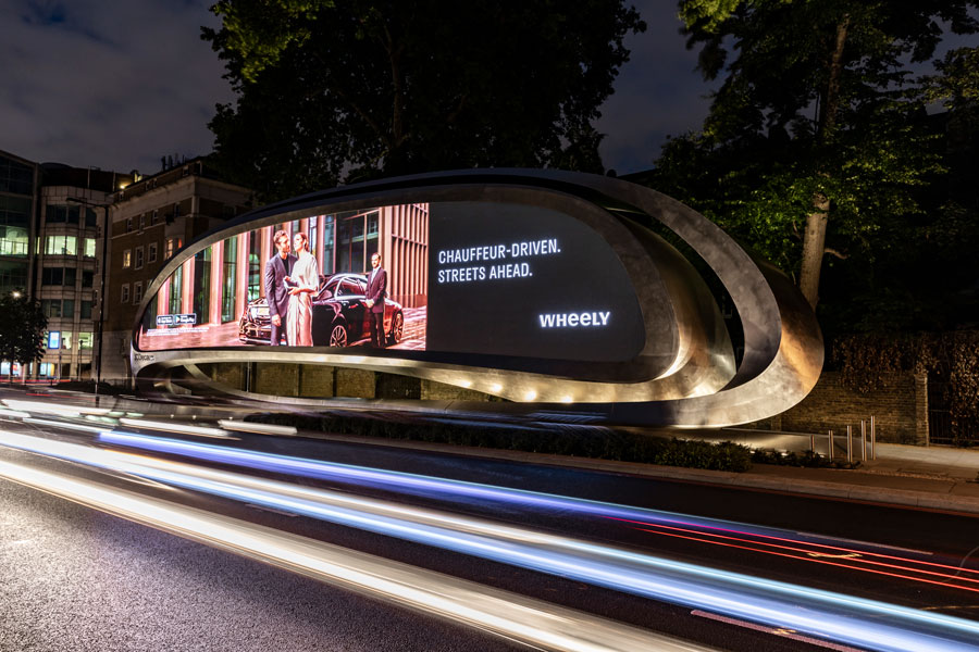 jcdecaux ooh display campaign advertising network of professional photographers corporate photography