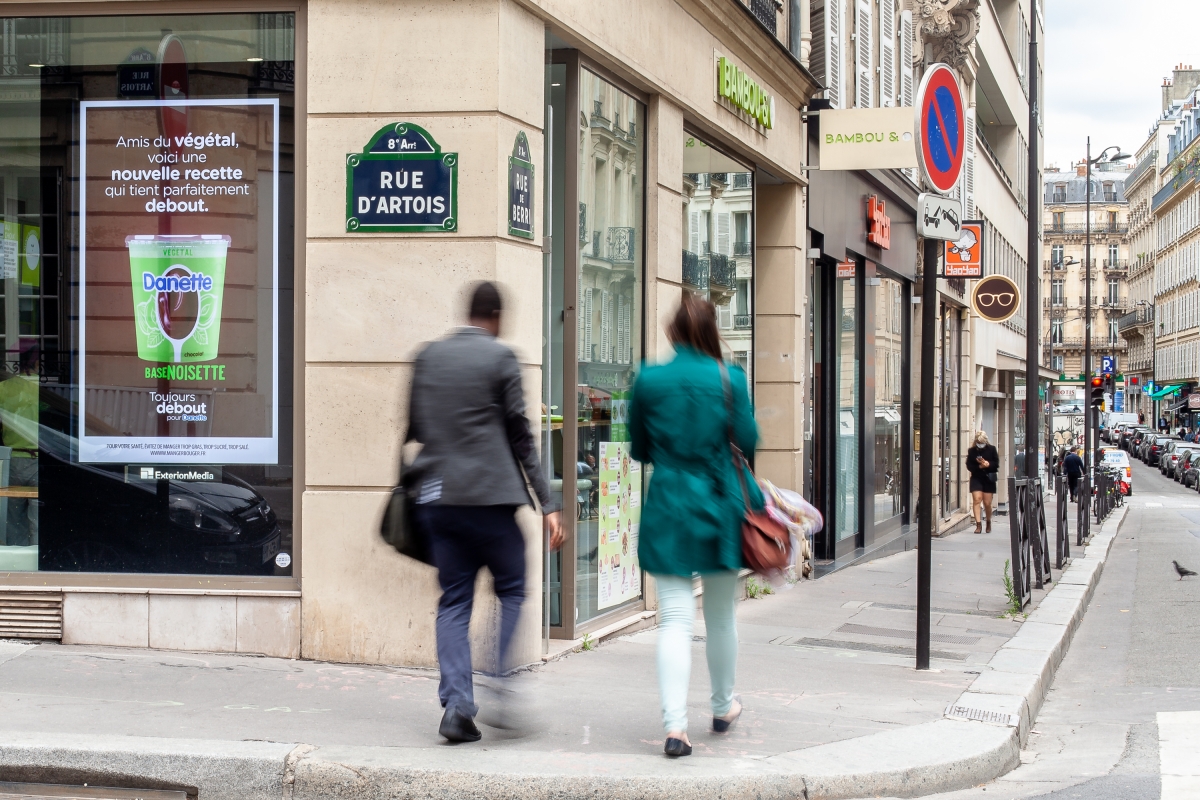 display campaign advertising street ooh dooh exterion media billboards professional photography 