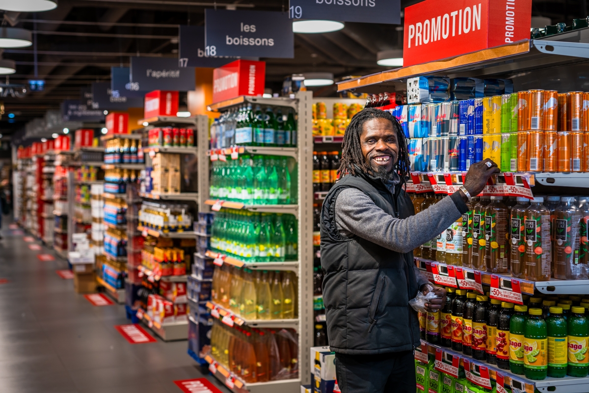 monoprix staff photography network professional photographers myphotoagency corporate photos retail