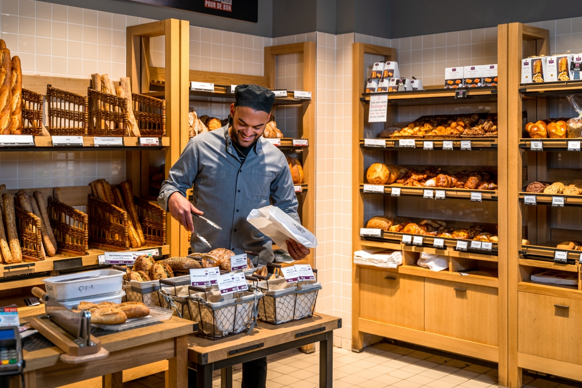 monoprix staff photography network professional photographers myphotoagency corporate photos retail