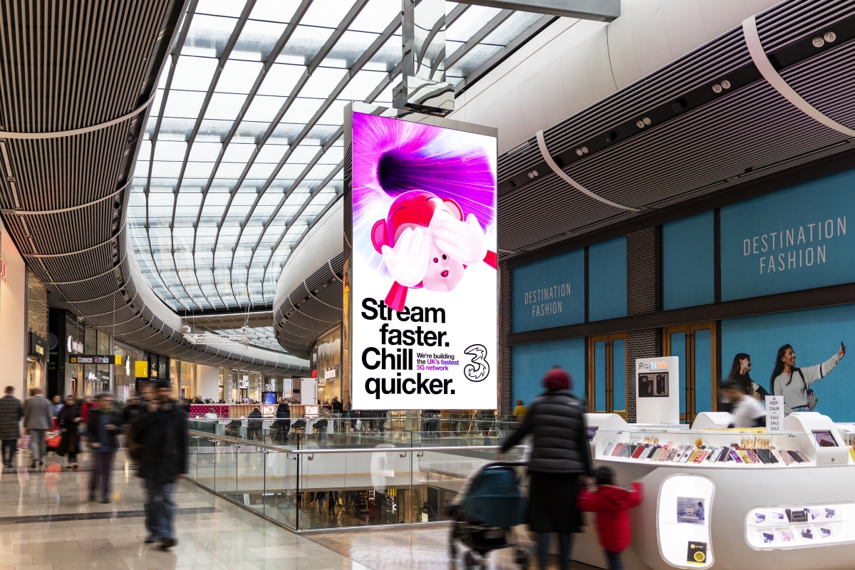 jcdecaux ooh display campaign advertising network of professional photographers corporate photography