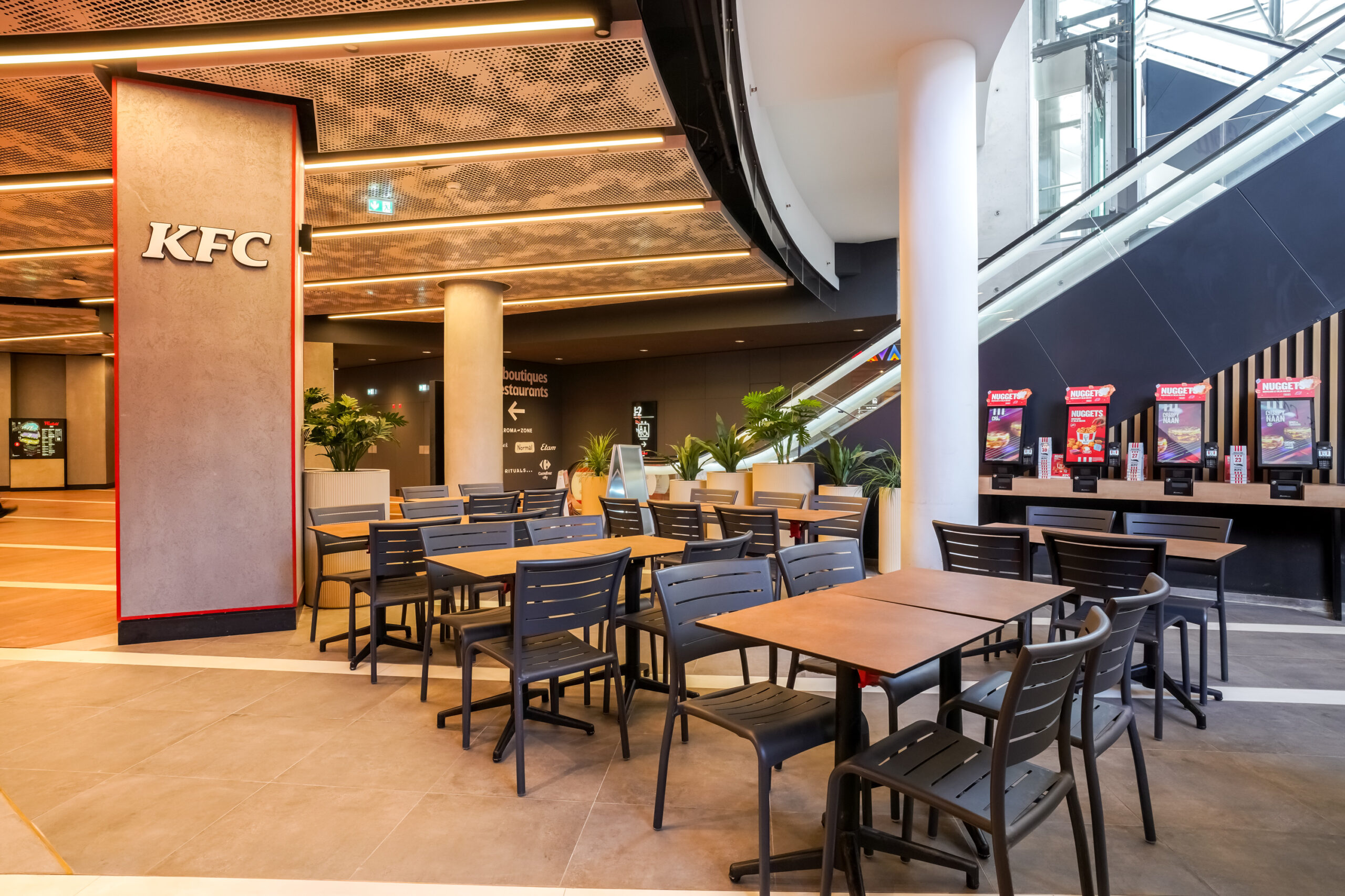 KFC CNIT La Defense BD 14 0