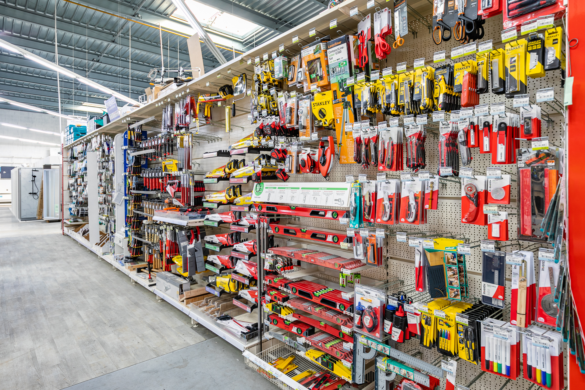 S332 MrBricolage Gerardmer Intérieur 19 0 Copie