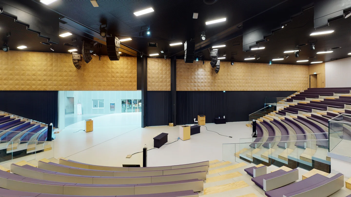 Photo Amphi Ecole Supelec.jpg