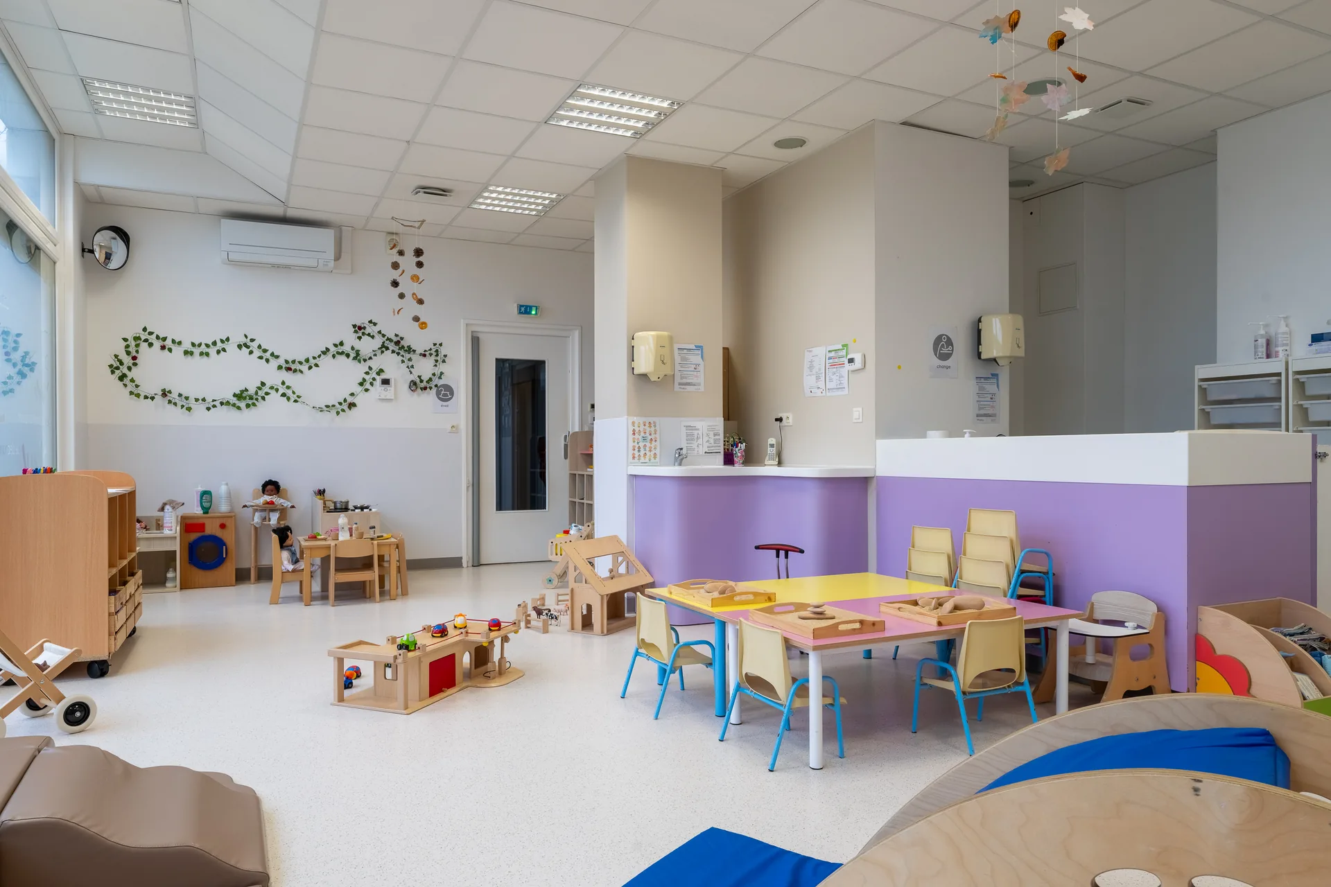 Photo Creche Salle Eveil Voie Lactee Arras
