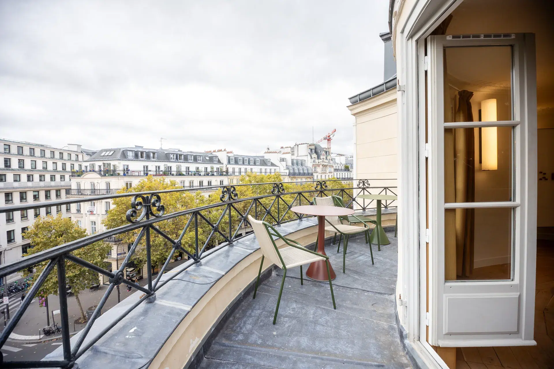 Photo Immobilier Tertiaire Balcon Haussmannien Vue Paris Rue Caumartin