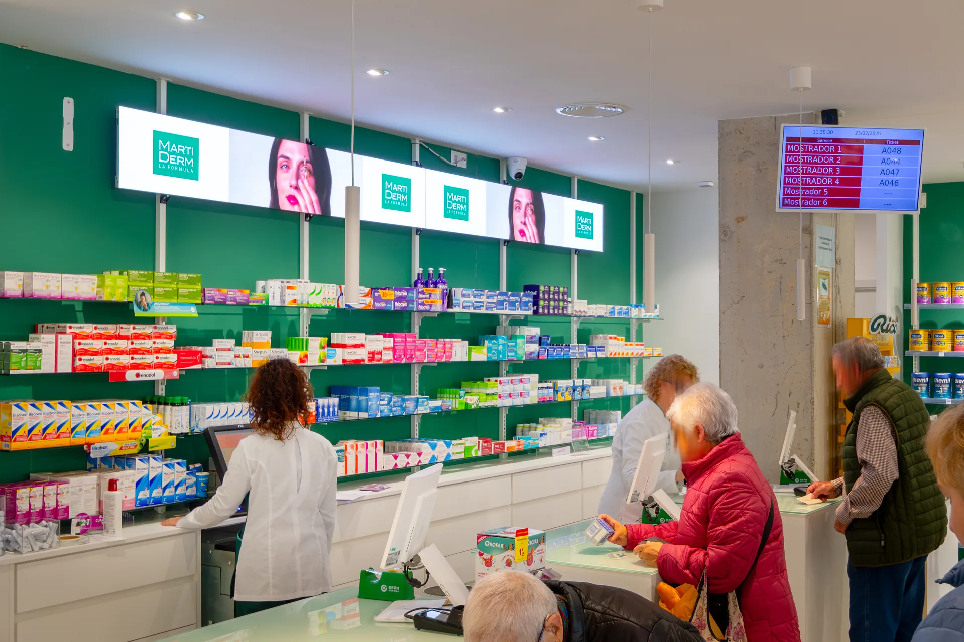 Photo Affichage Pharmacie Espagne Cmedia 02