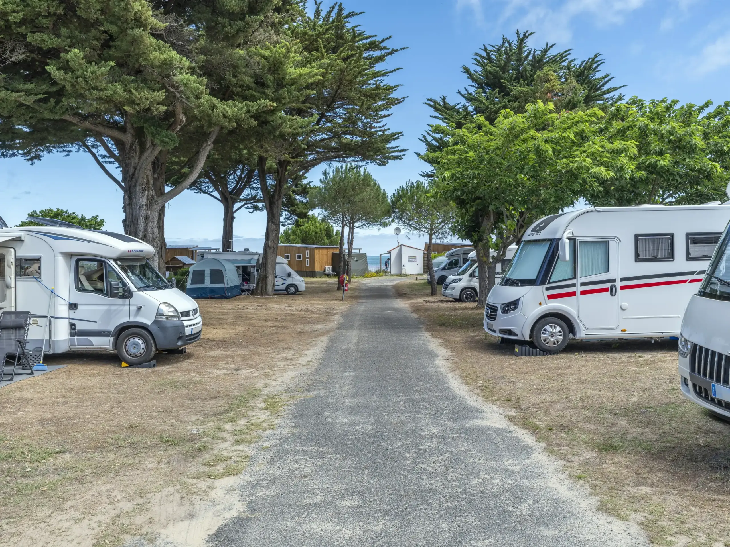 Photographie Hotellerie De Plein Air Camping Le Platin Emplacements Camping Cars Bord De Mer